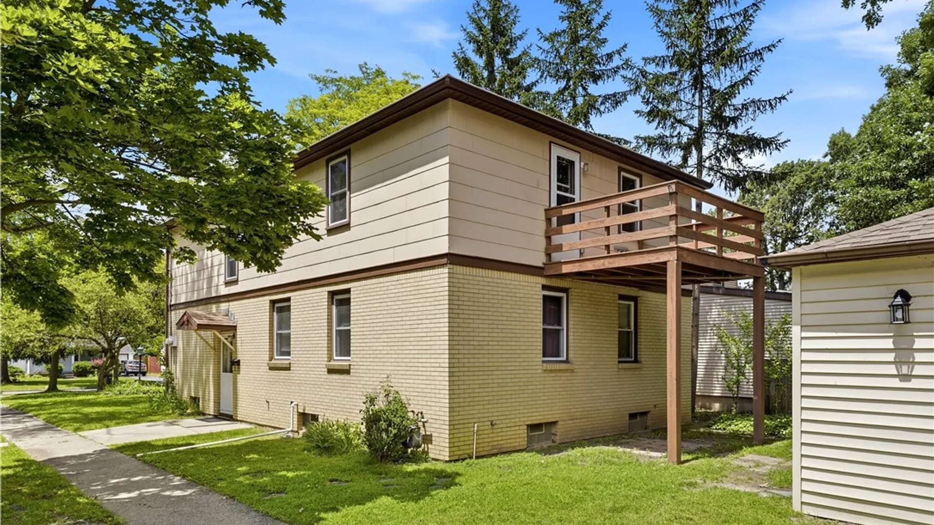 Property at 161 Dellwood Road, Amherst, NY 14226 2