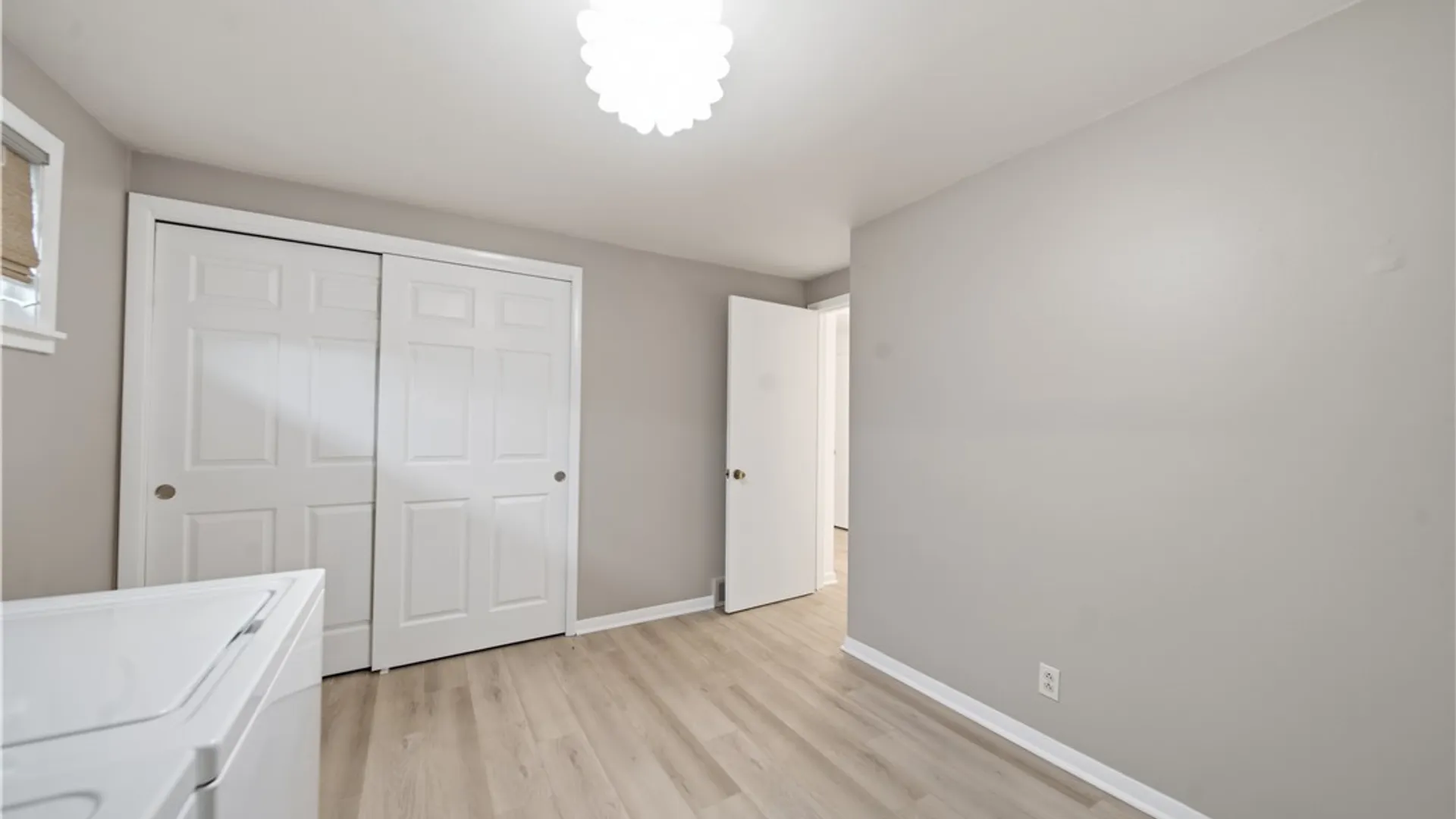 Property at 12 Sandy Lane, Cheektowaga, NY 14227 19