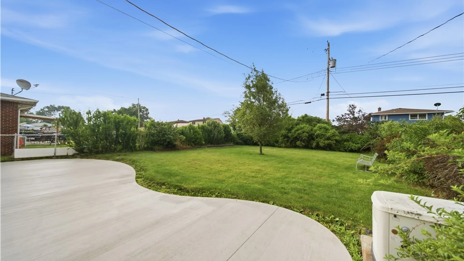 Property at 12 Sandy Lane, Cheektowaga, NY 14227 32