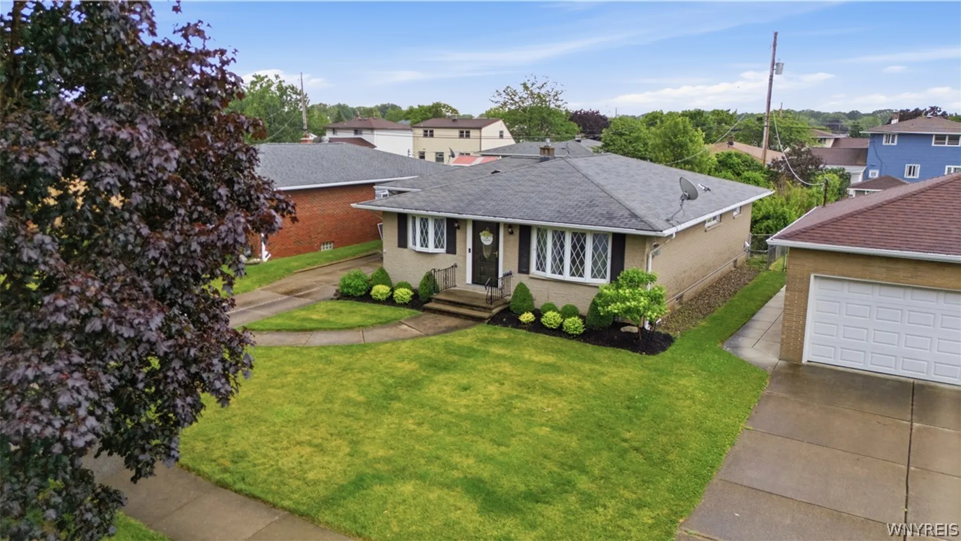 Property at 12 Sandy Lane, Cheektowaga, NY 14227 36