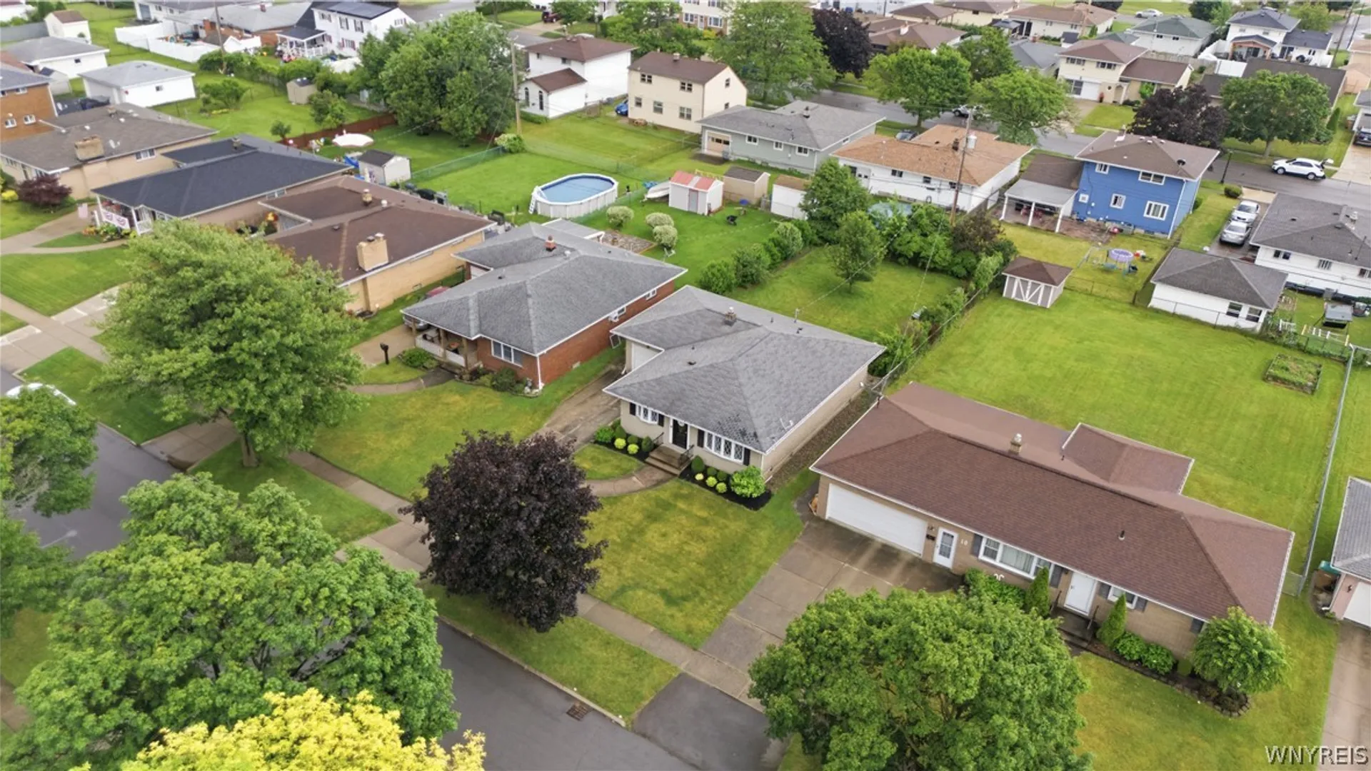 Property at 12 Sandy Lane, Cheektowaga, NY 14227 40