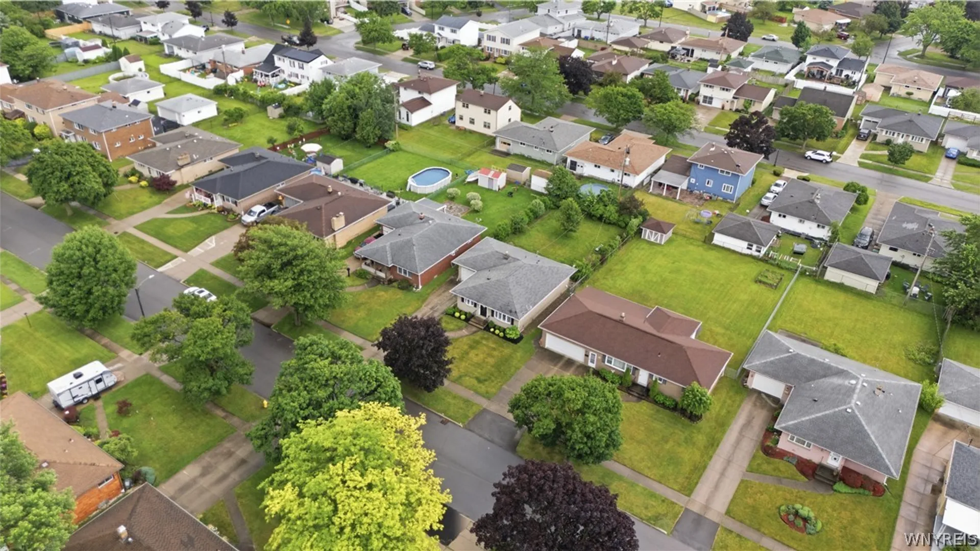 Property at 12 Sandy Lane, Cheektowaga, NY 14227 41