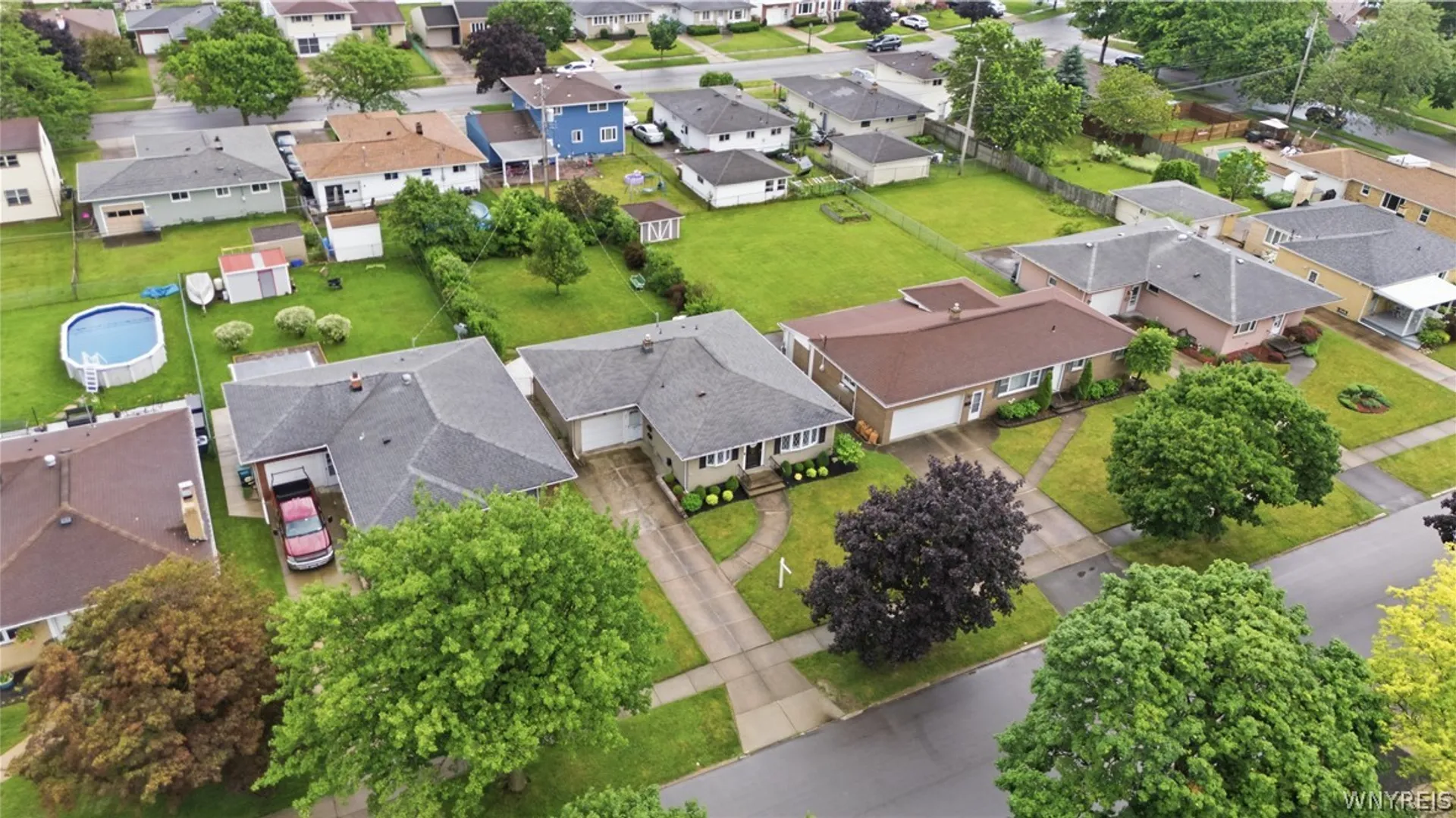 Property at 12 Sandy Lane, Cheektowaga, NY 14227 42