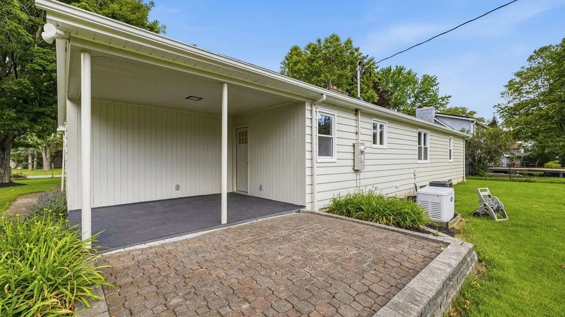 Property at 20 Burbank Drive, Orchard Park, NY 14127 6