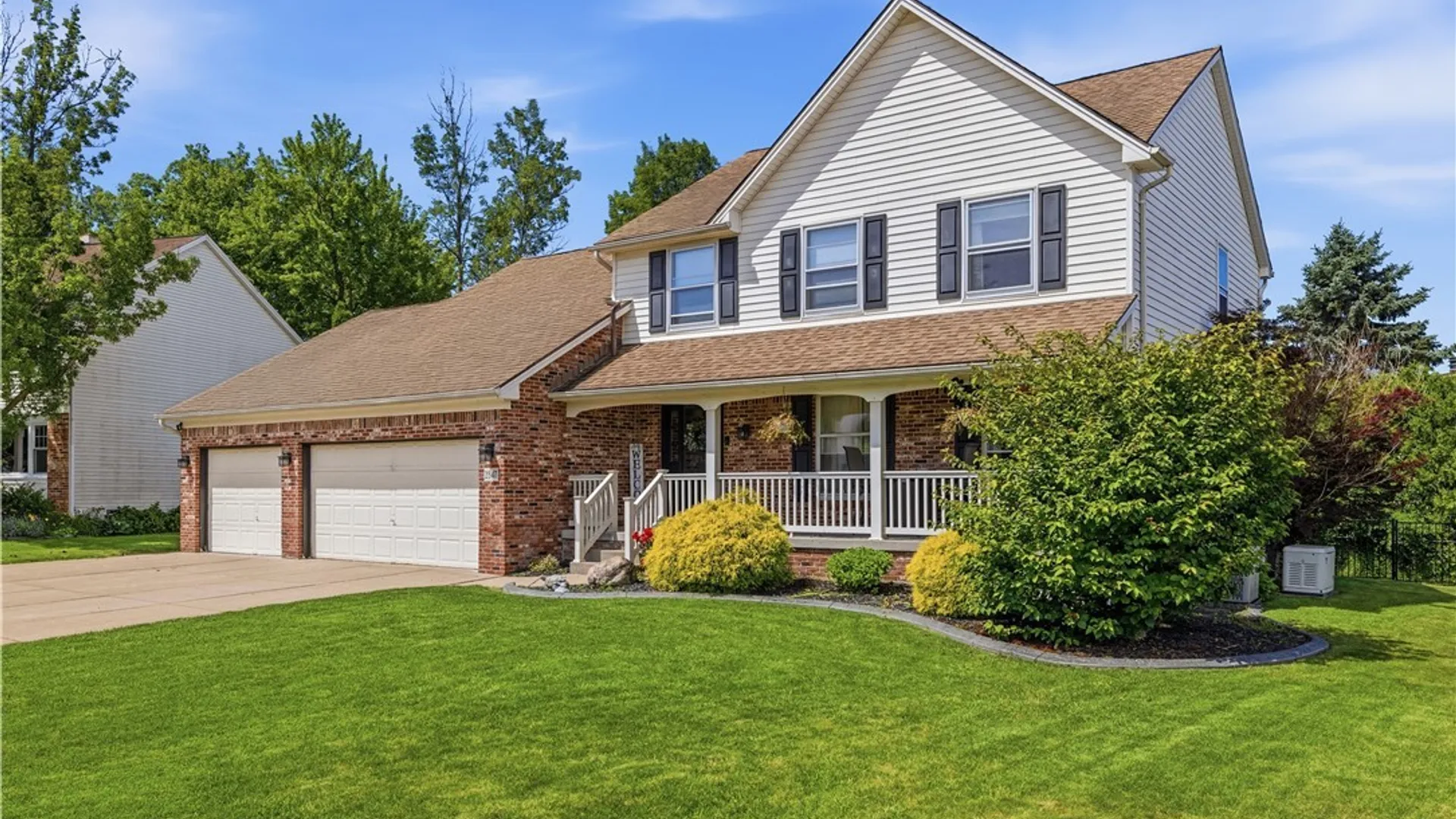 Property at 2847 Coventry, Hamburg, NY 14075 2