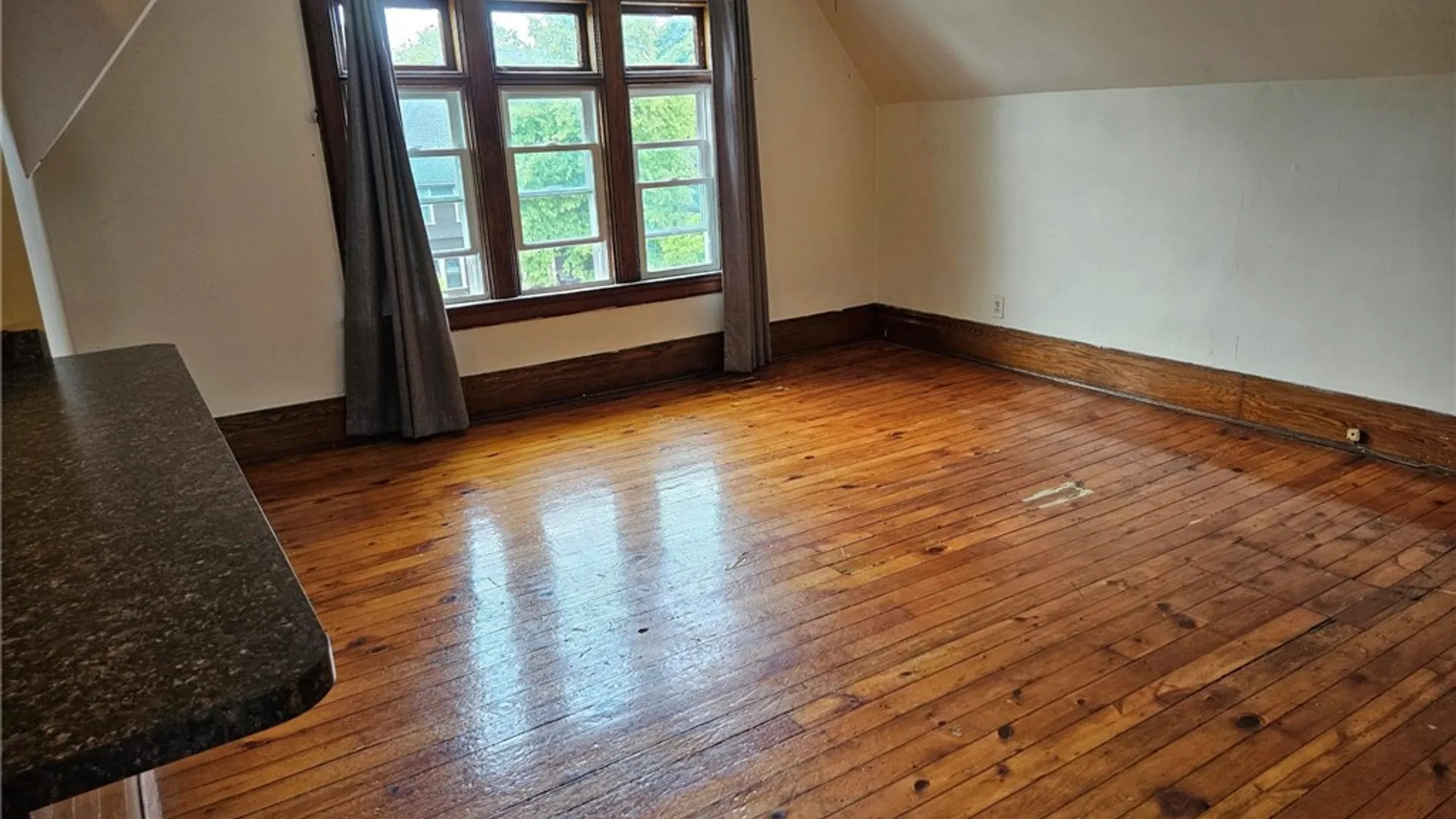 Property at 434 Oxford Street, Rochester, NY 14607 2