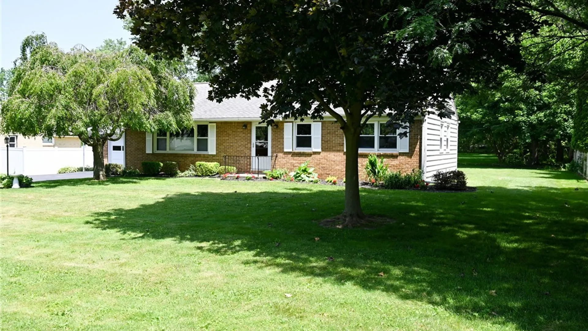 Property at 4775 Bickert Drive, Clarence, NY 14031 41