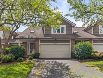 Property at 1100 Hillsboro Cove Cir, Webster, NY 14580