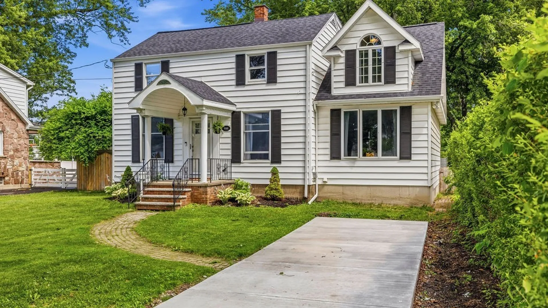 Property at 8660 Griffon Avenue, Niagara Falls, NY 14304 3