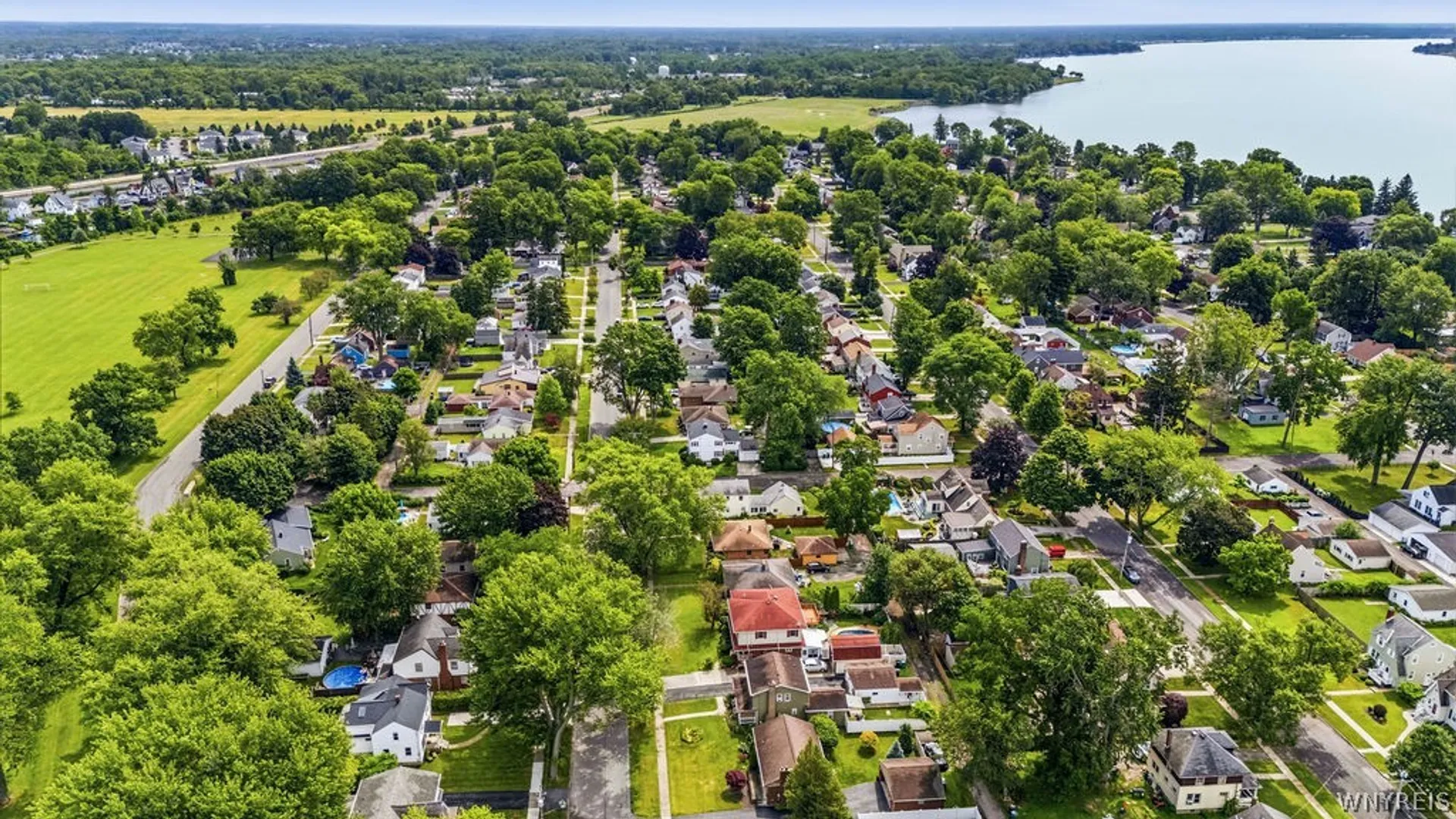Property at 8660 Griffon Avenue, Niagara Falls, NY 14304 44