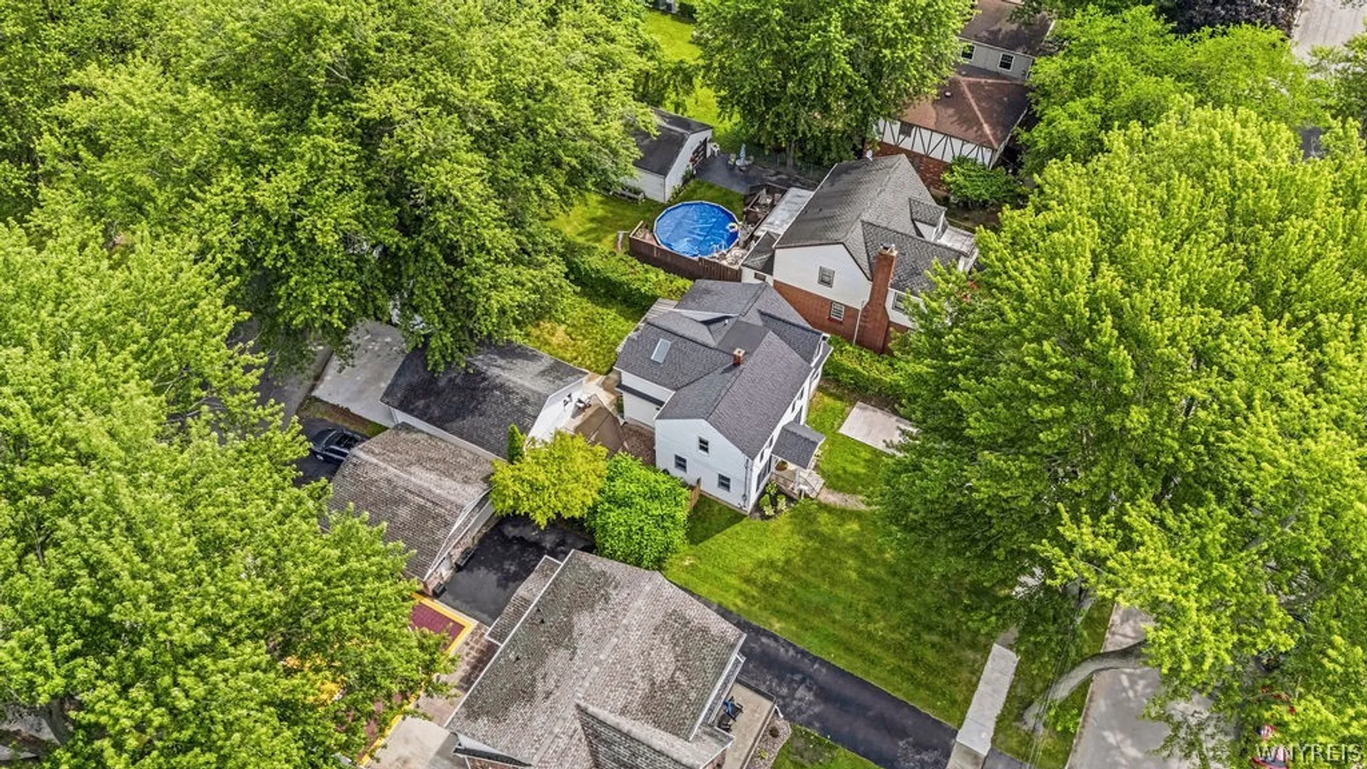 Property at 8660 Griffon Avenue, Niagara Falls, NY 14304 45