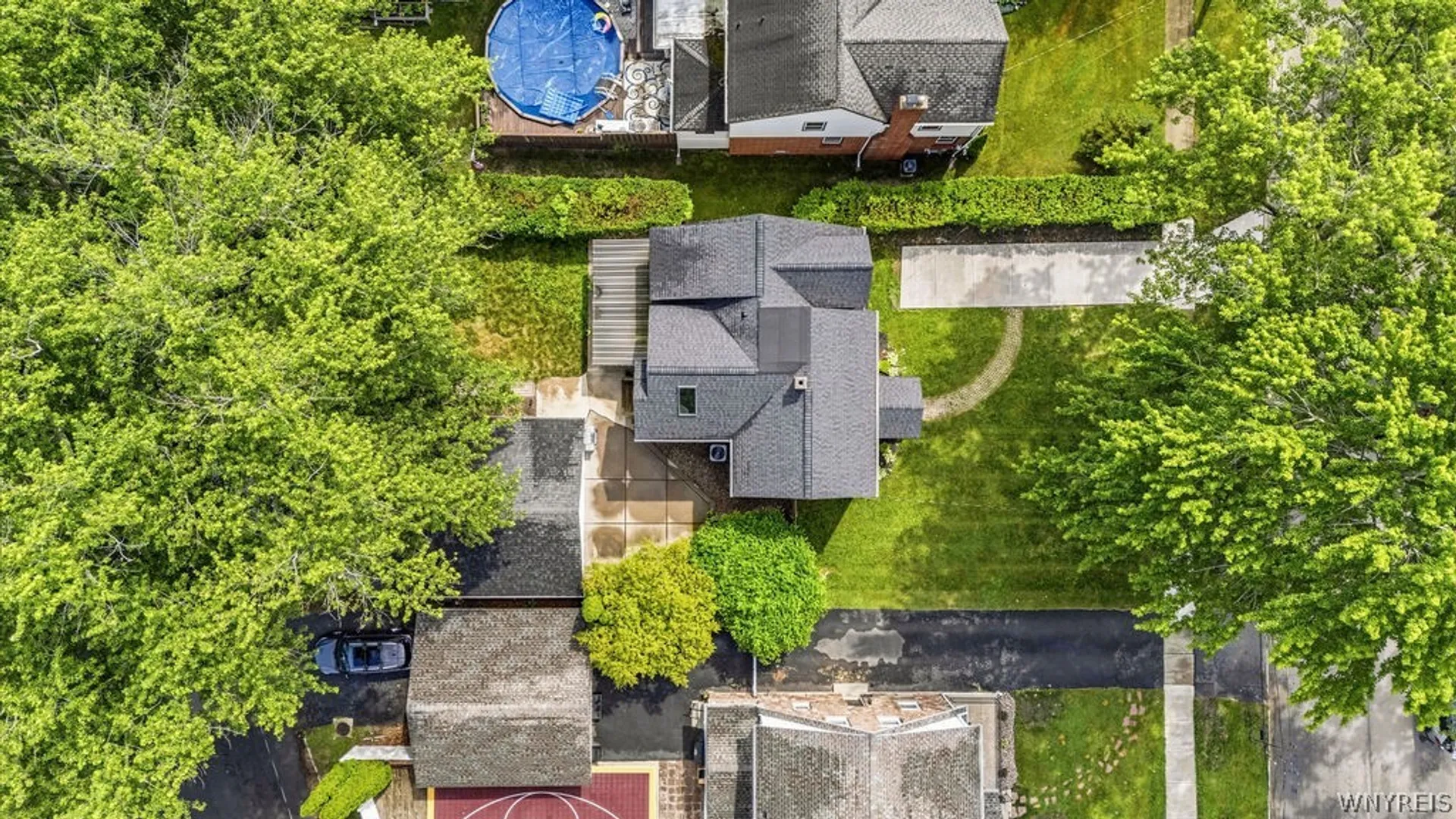 Property at 8660 Griffon Avenue, Niagara Falls, NY 14304 7