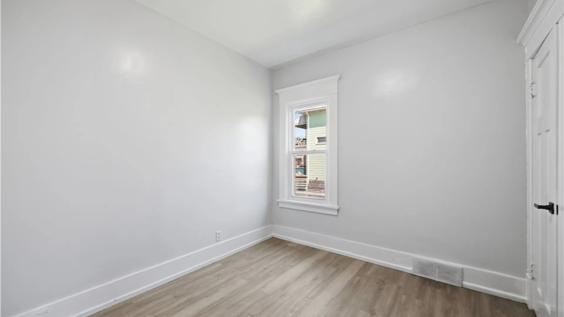 Property at 219 Loring Avenue, Buffalo, NY 14214 16