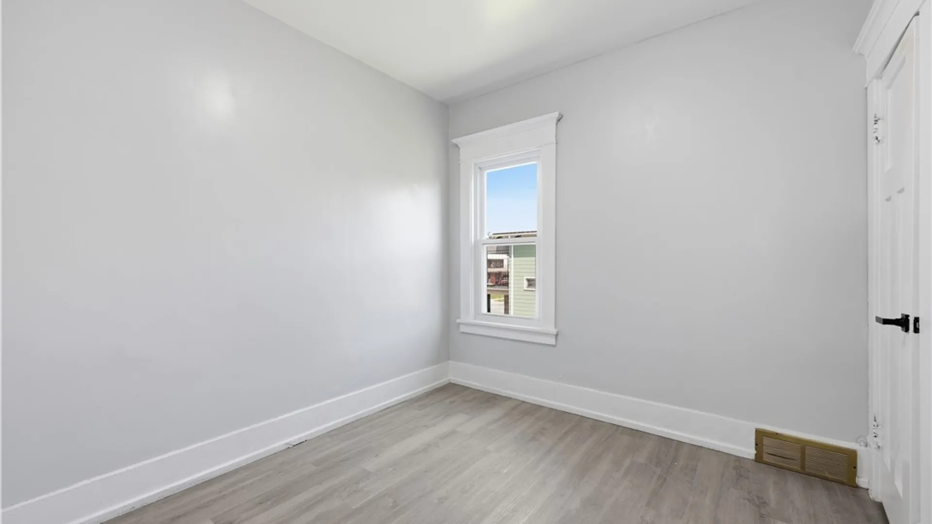Property at 219 Loring Avenue, Buffalo, NY 14214 33