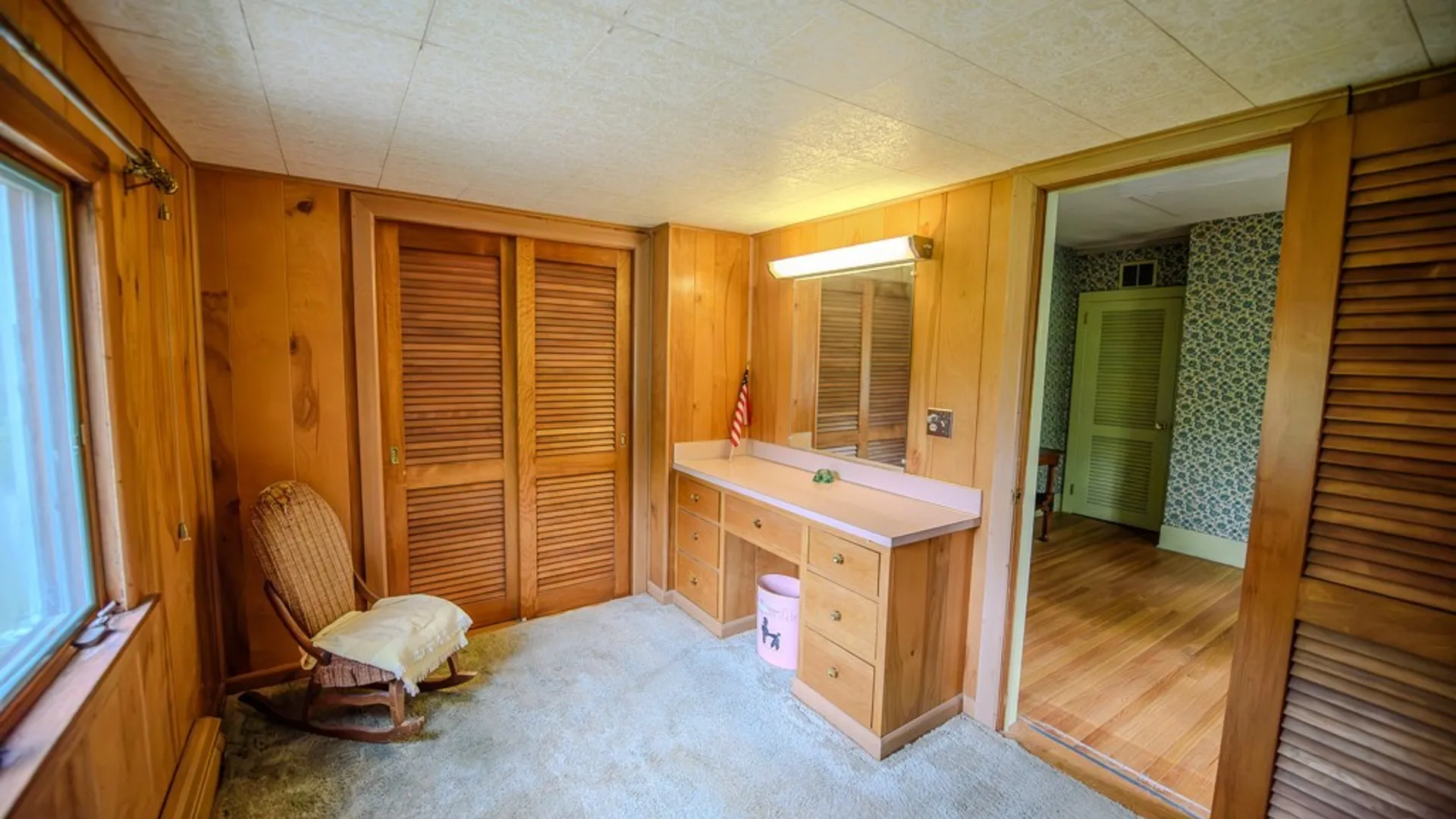 Property at 20 W Lake Street, Skaneateles, NY 13152 25