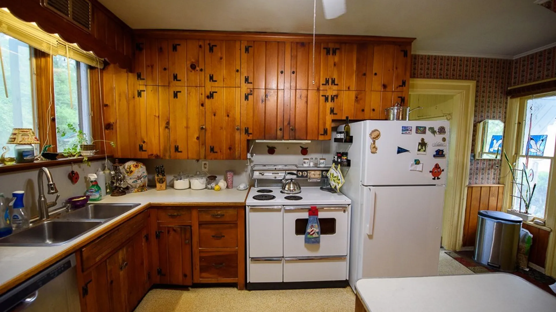 Property at 20 W Lake Street, Skaneateles, NY 13152 42