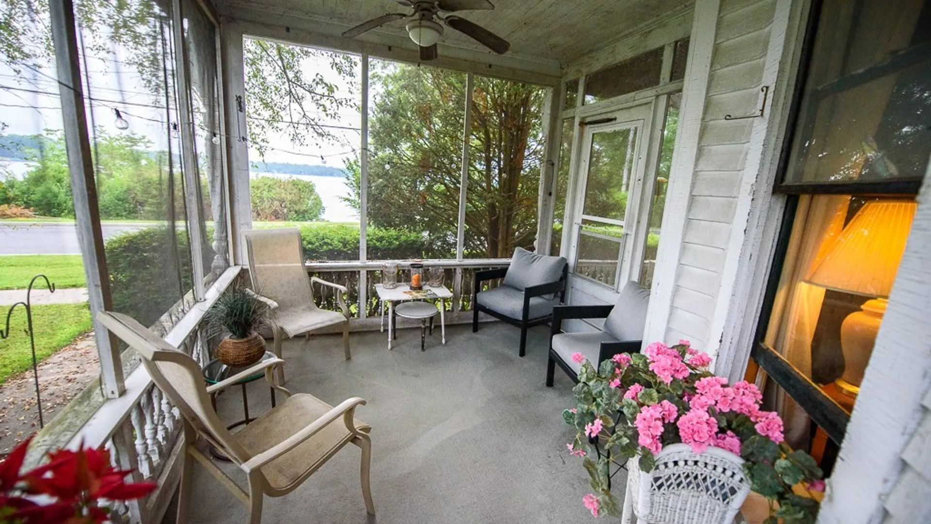 Property at 20 W Lake Street, Skaneateles, NY 13152 49