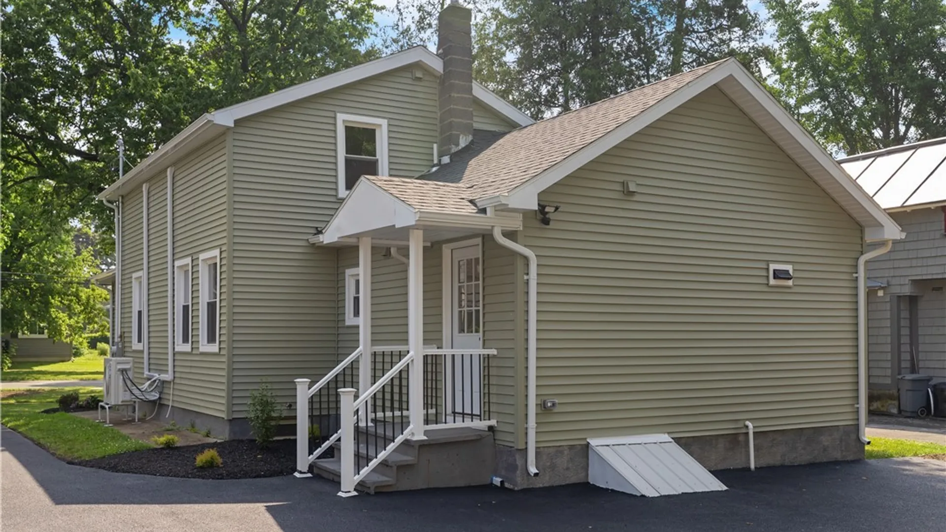 Property at 719 Oswego Street, Salina, NY 13088 28