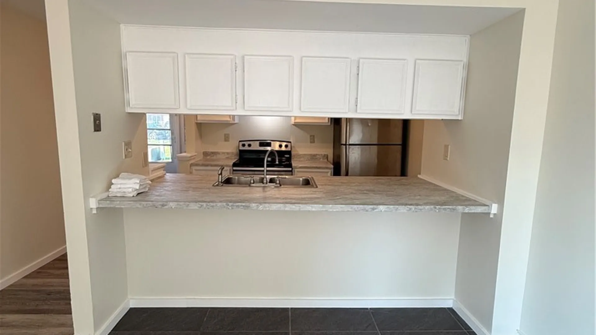 Property at 5448 Tourmaline Drive, Clay, NY 13041 6