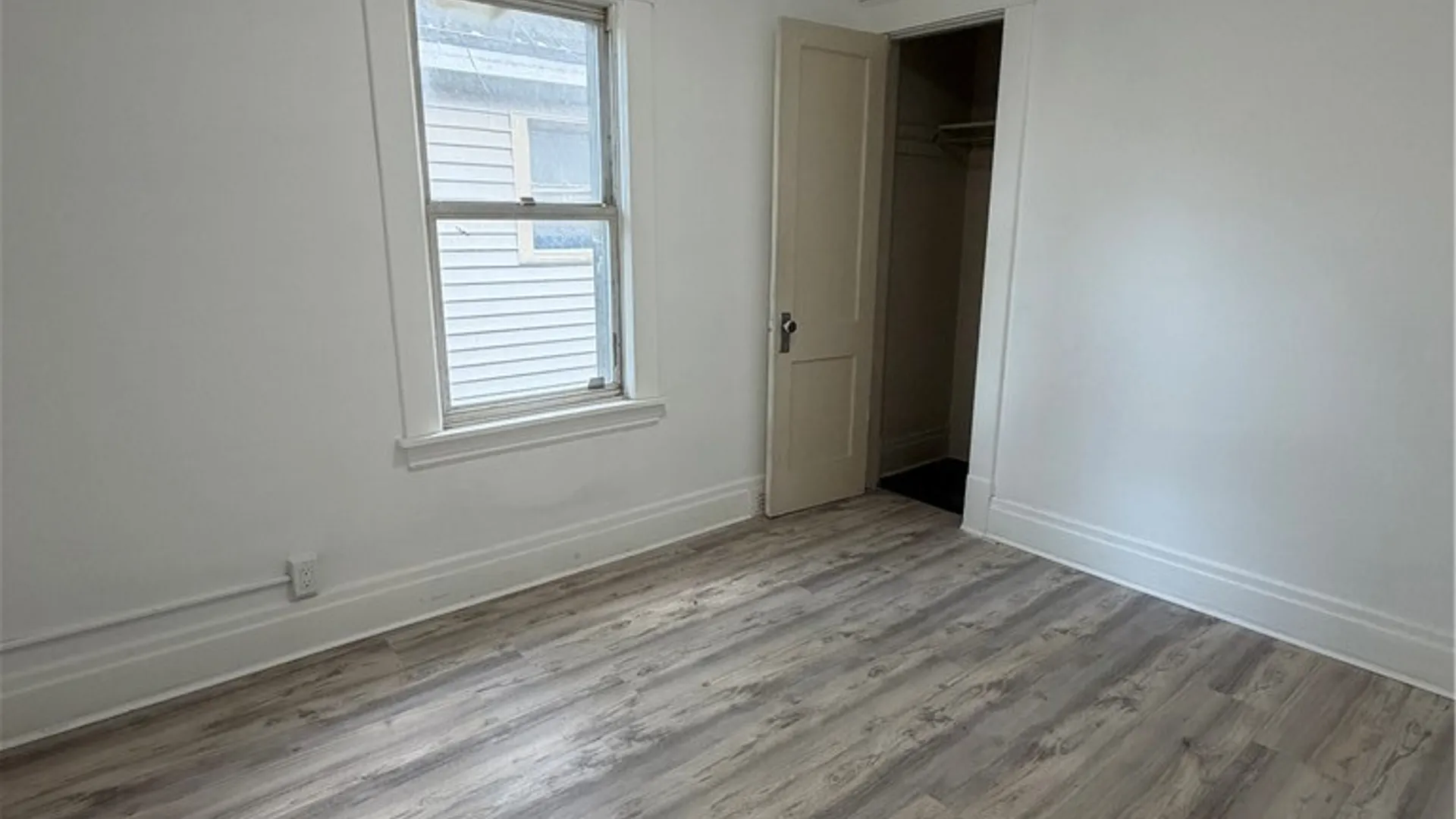 Property at 1533 La Salle Avenue, Niagara Falls, NY 14301 2