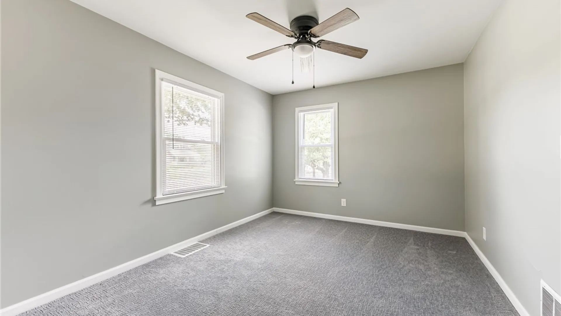 Property at 240 South Avenue, Parma, NY 14468 19