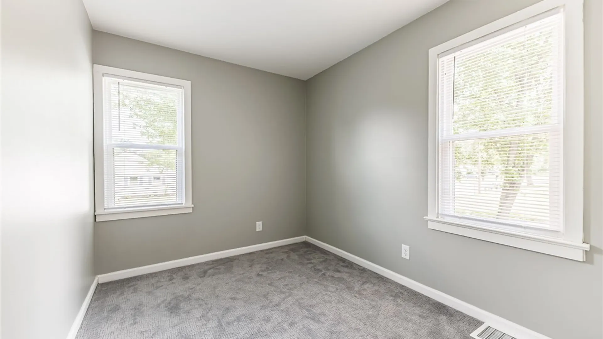 Property at 240 South Avenue, Parma, NY 14468 21