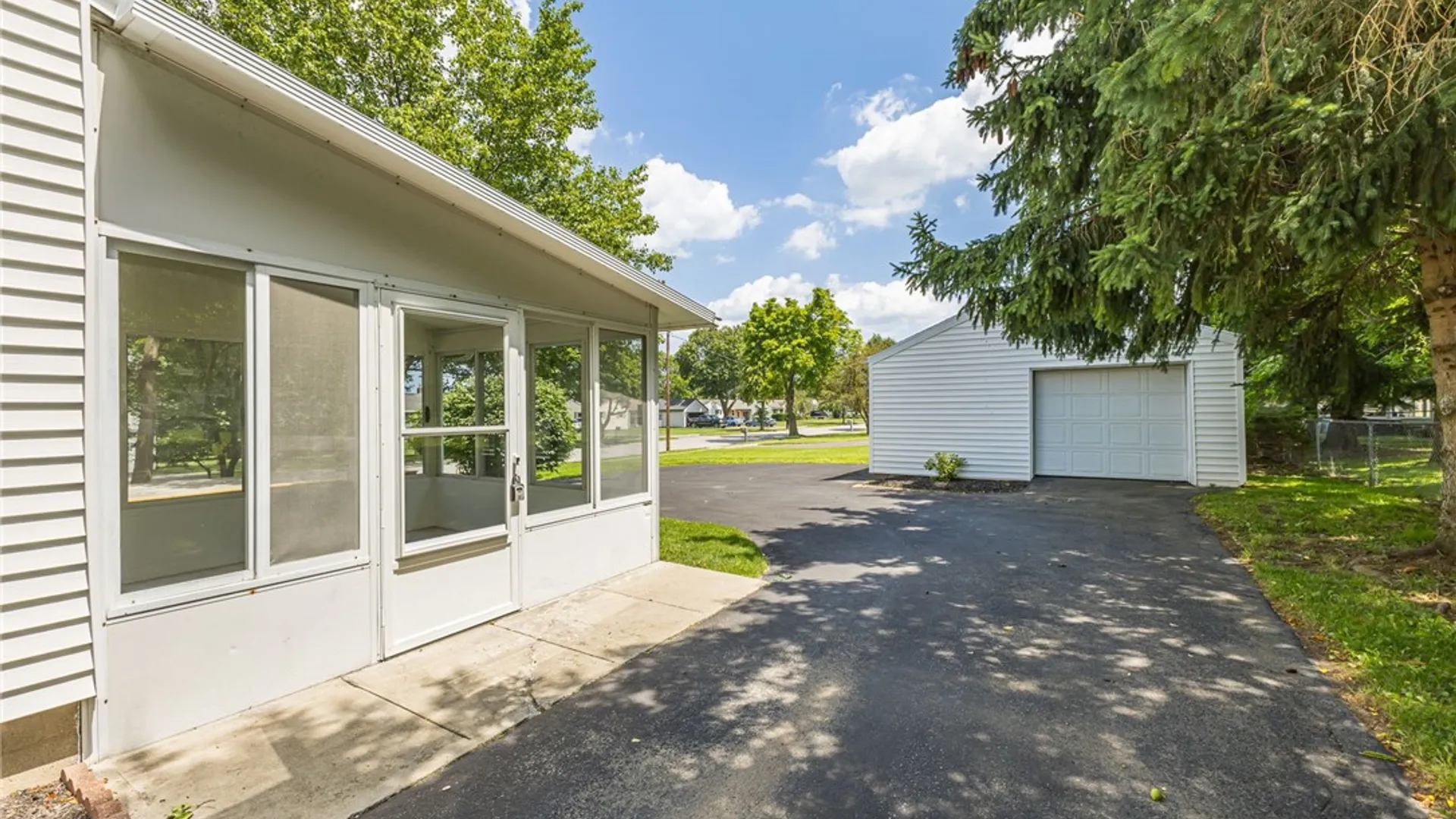 Property at 240 South Avenue, Parma, NY 14468 24