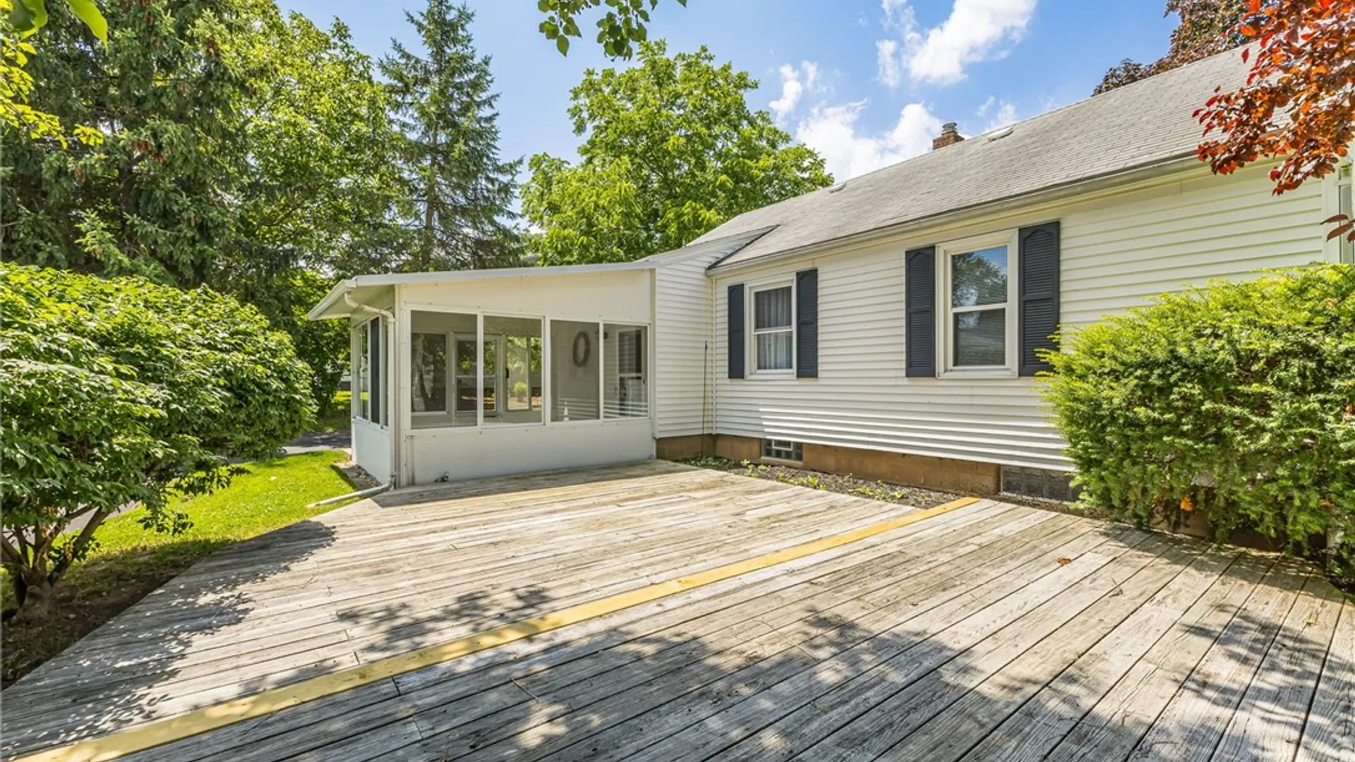 Property at 240 South Avenue, Parma, NY 14468 26