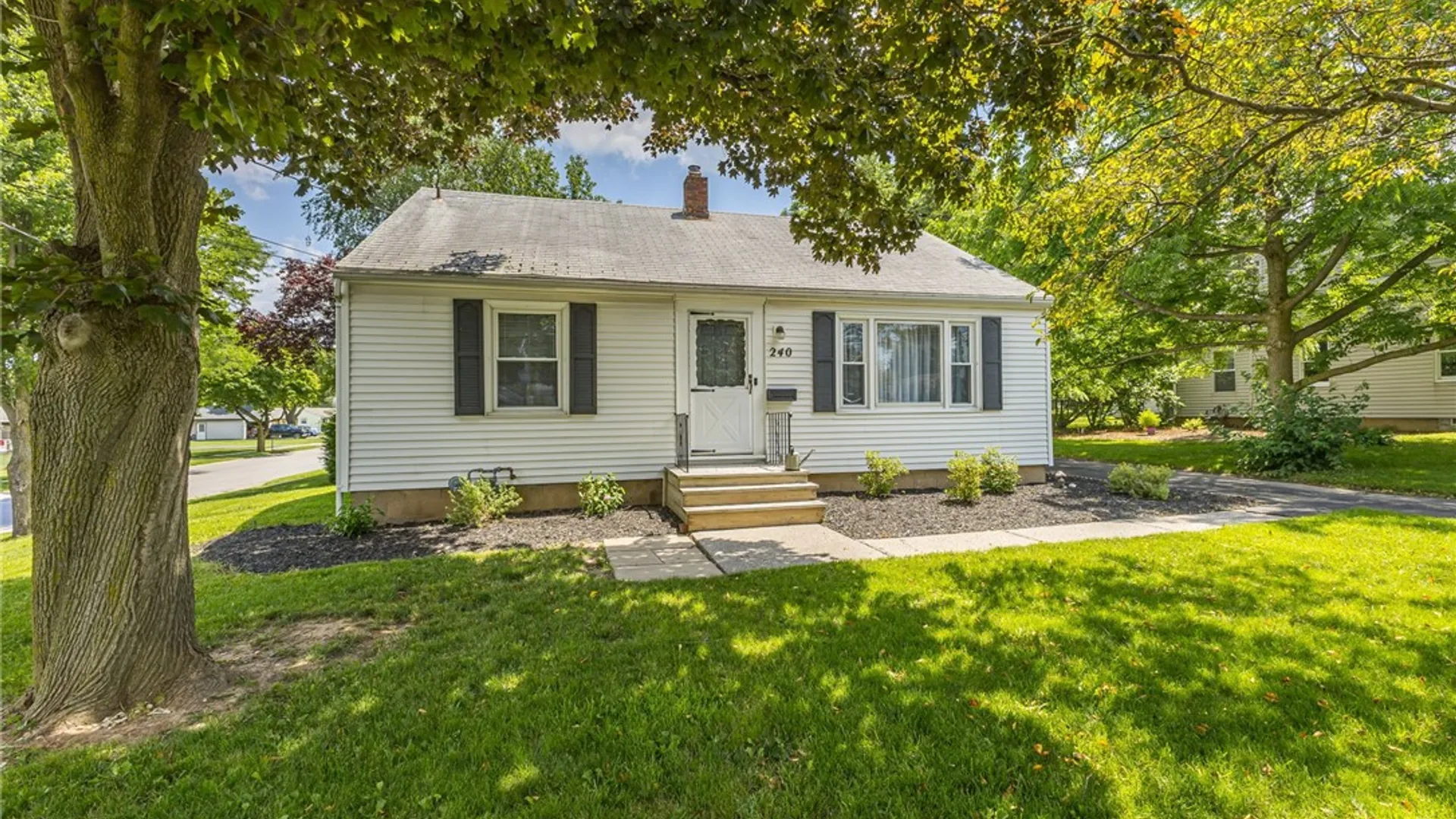 Property at 240 South Avenue, Parma, NY 14468 3