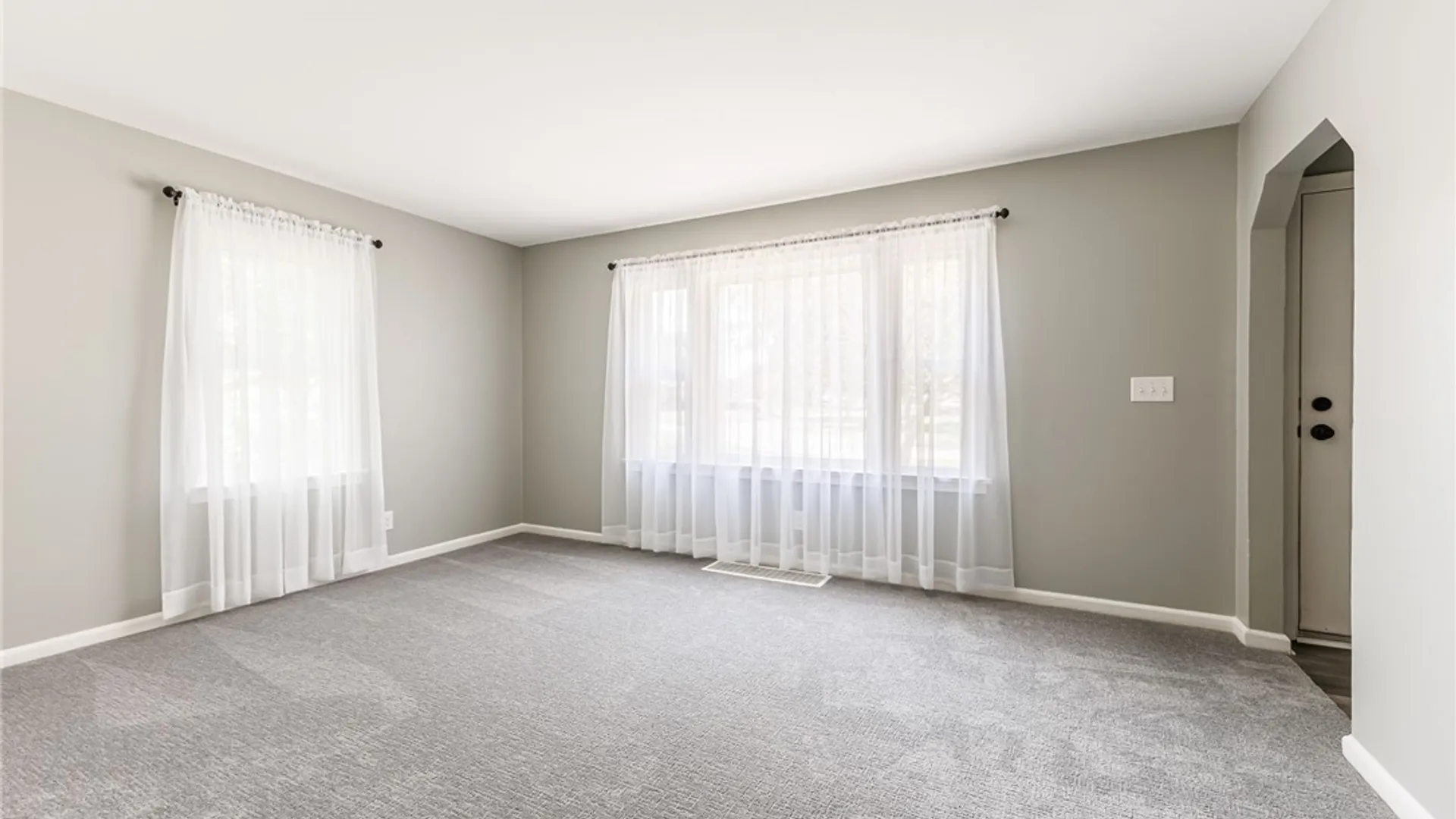Property at 240 South Avenue, Parma, NY 14468 8