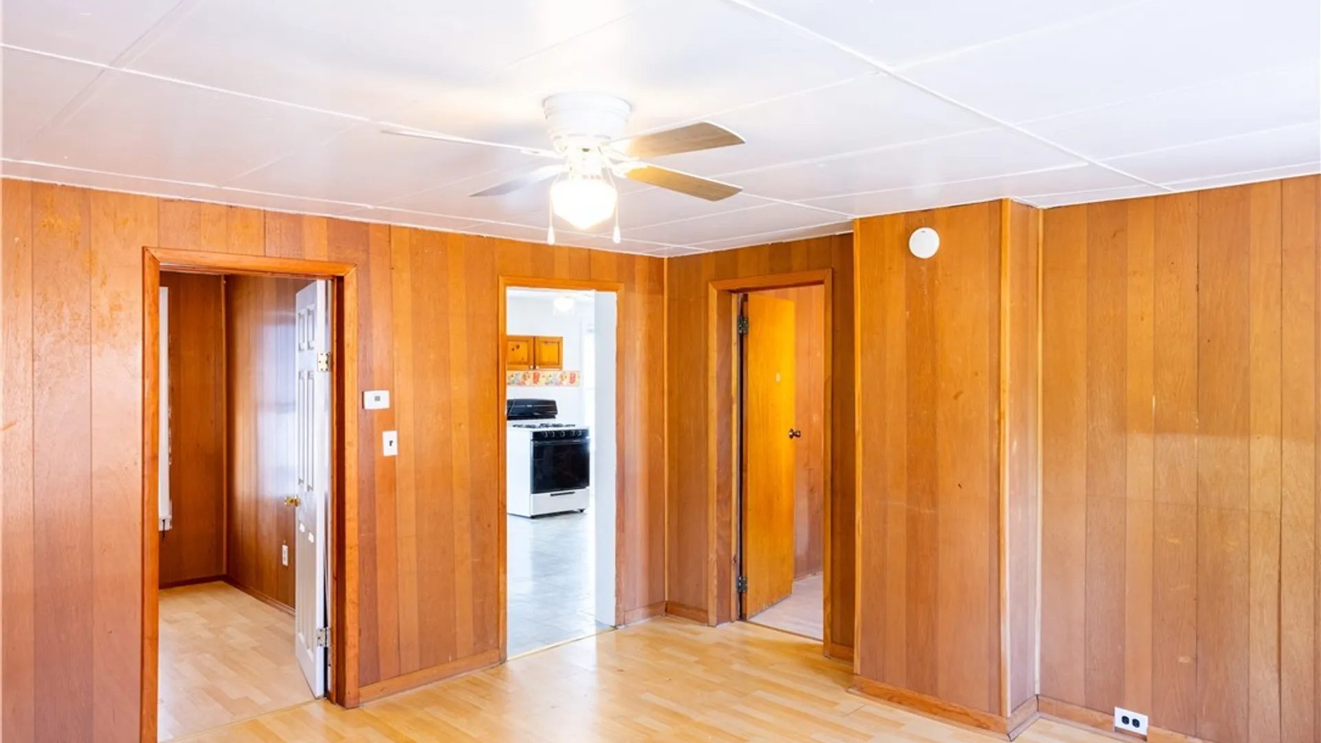 Property at 1219 Taylor Avenue, Utica, NY 13501 6