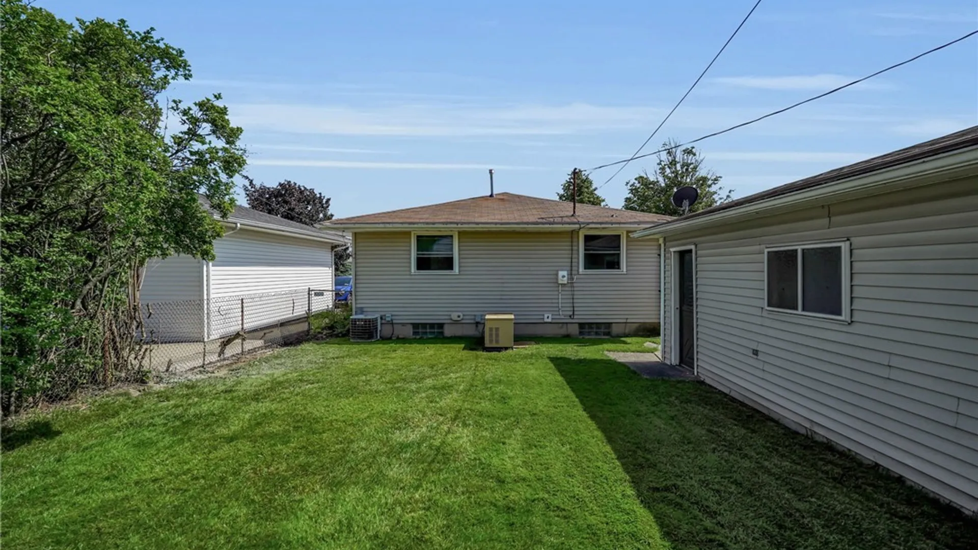 Property at 162 Poinciana Parkway, Cheektowaga, NY 14225 35