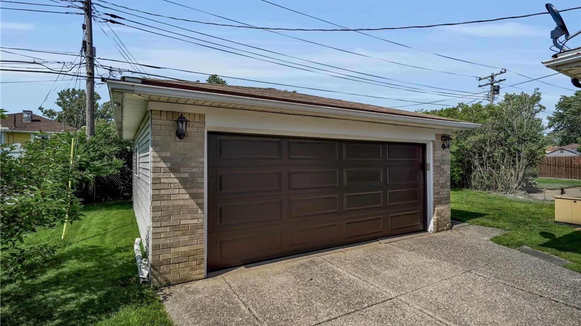 Property at 162 Poinciana Parkway, Cheektowaga, NY 14225 38