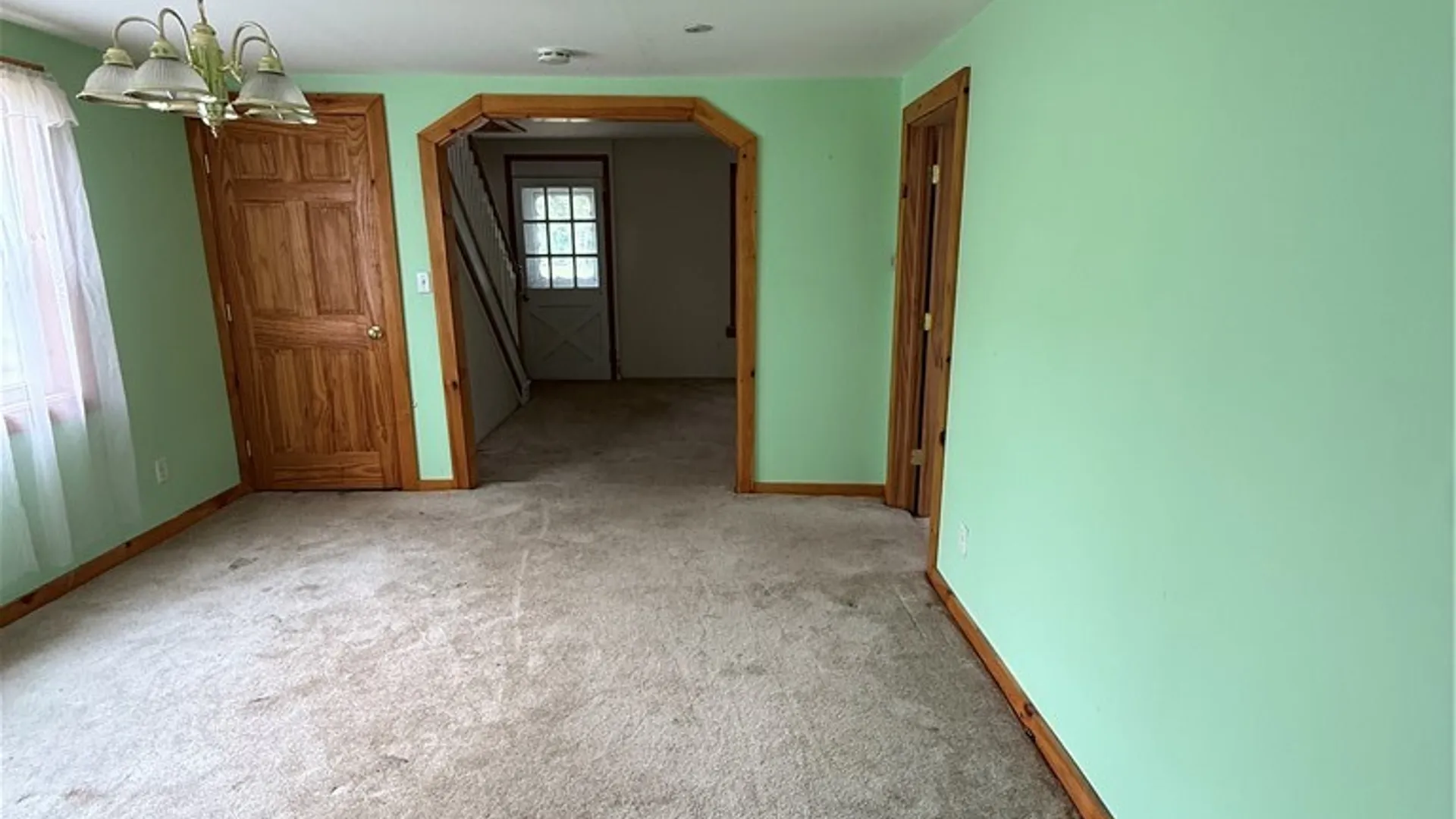 Property at 28 Lake Avenue, Auburn, NY 13021 4
