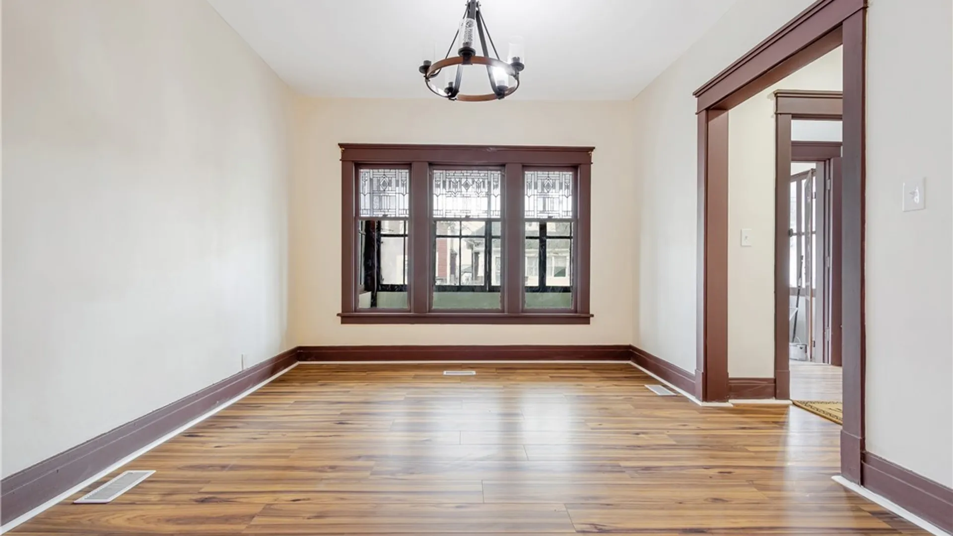 Property at 25 Hartman Place, Buffalo, NY 14207 11