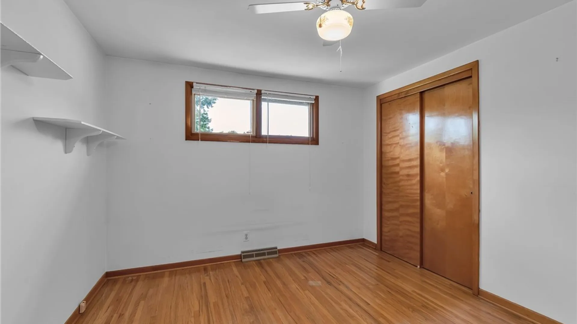 Property at 8 Lois Drive, Cheektowaga, NY 14227 26