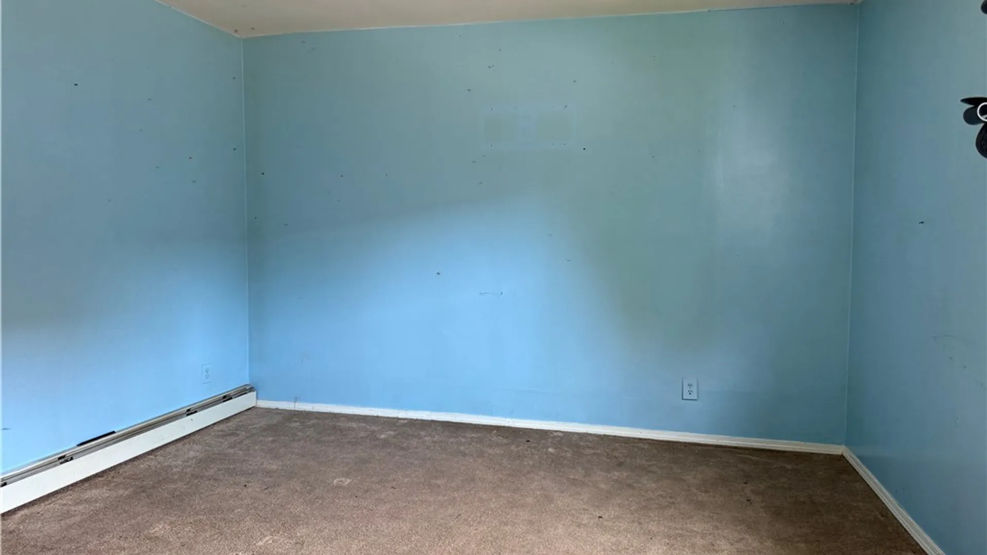 Property at 34 Woltz Avenue, Buffalo, NY 14212 12
