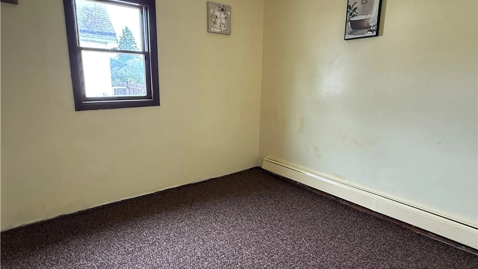 Property at 34 Woltz Avenue, Buffalo, NY 14212 3