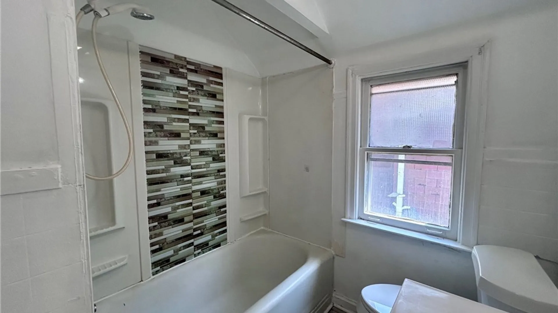 Property at 2405 Grand Avenue, Niagara Falls, NY 14301 11