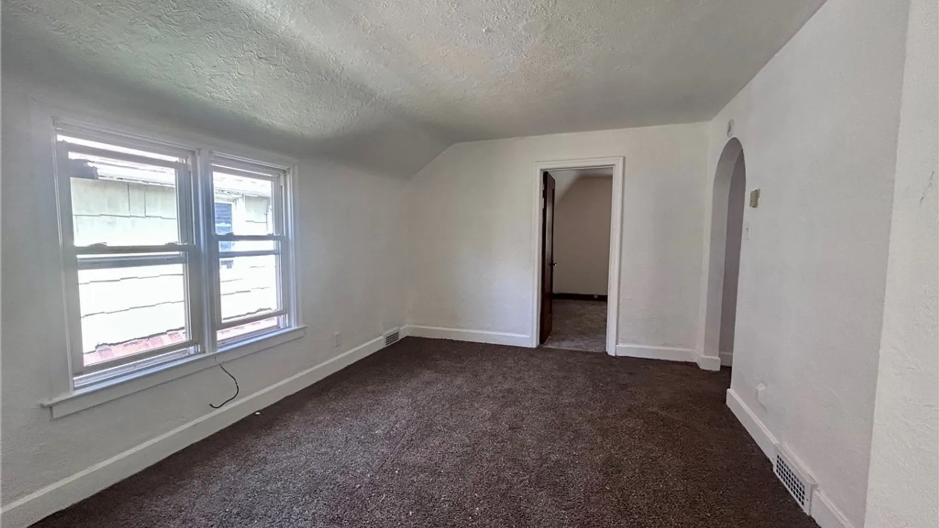 Property at 2405 Grand Avenue, Niagara Falls, NY 14301 2