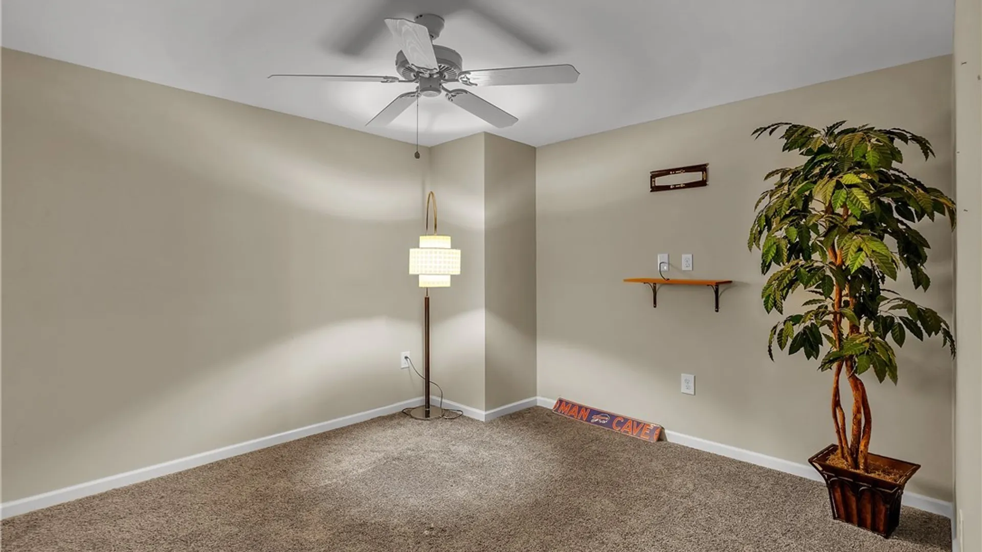Property at 574 N Ellicott Creek Rd, Amherst, NY 14228 47