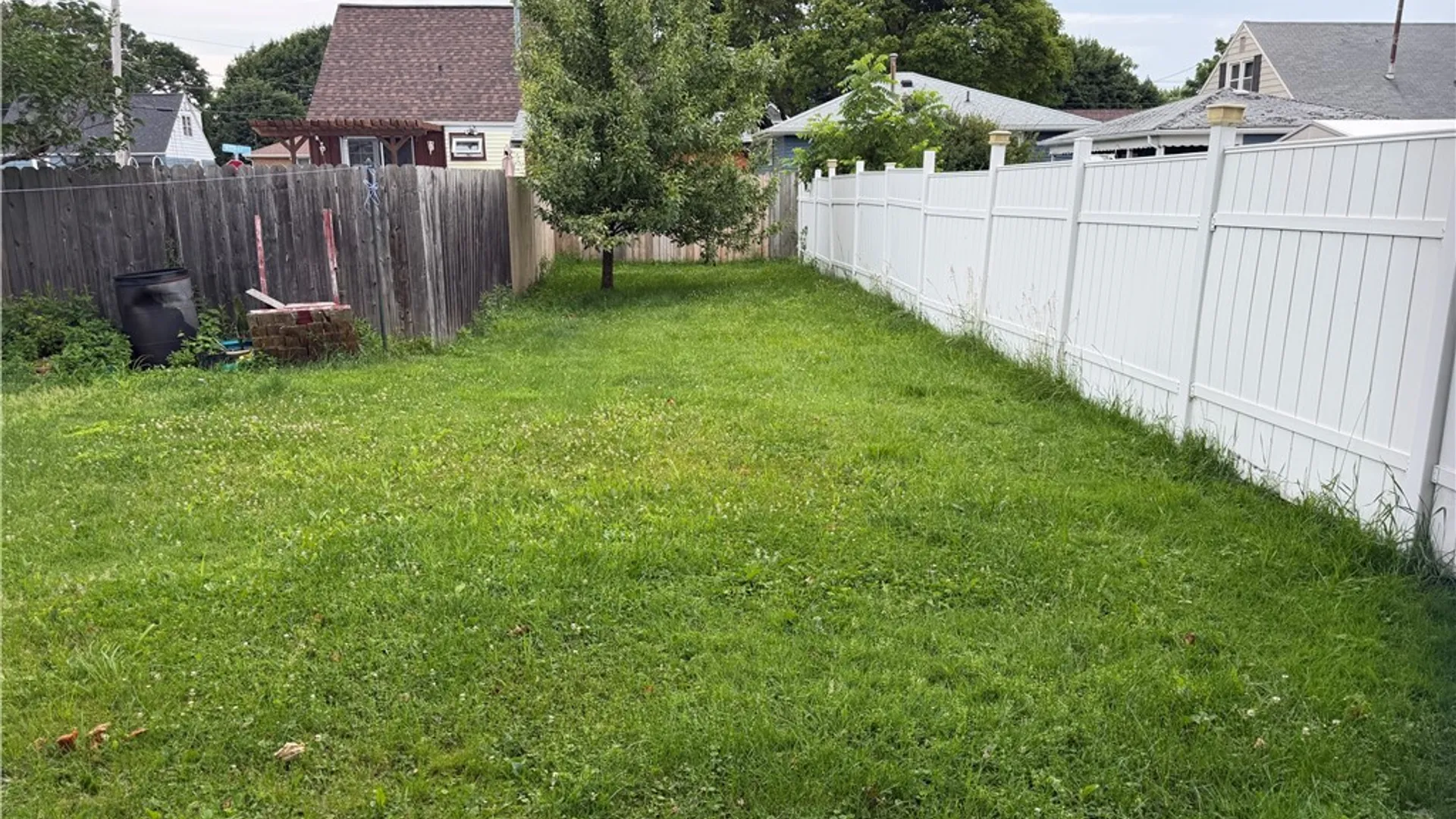 Property at 78 Griswold St Street, Buffalo, NY 14206 17