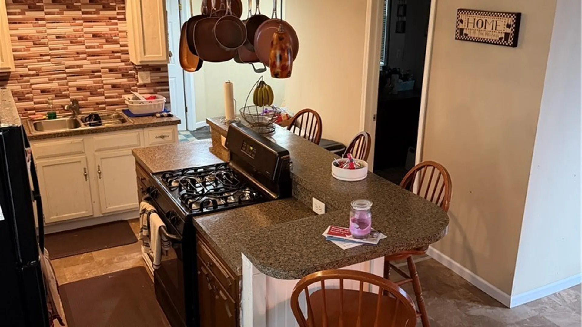 Property at 78 Griswold St Street, Buffalo, NY 14206 9