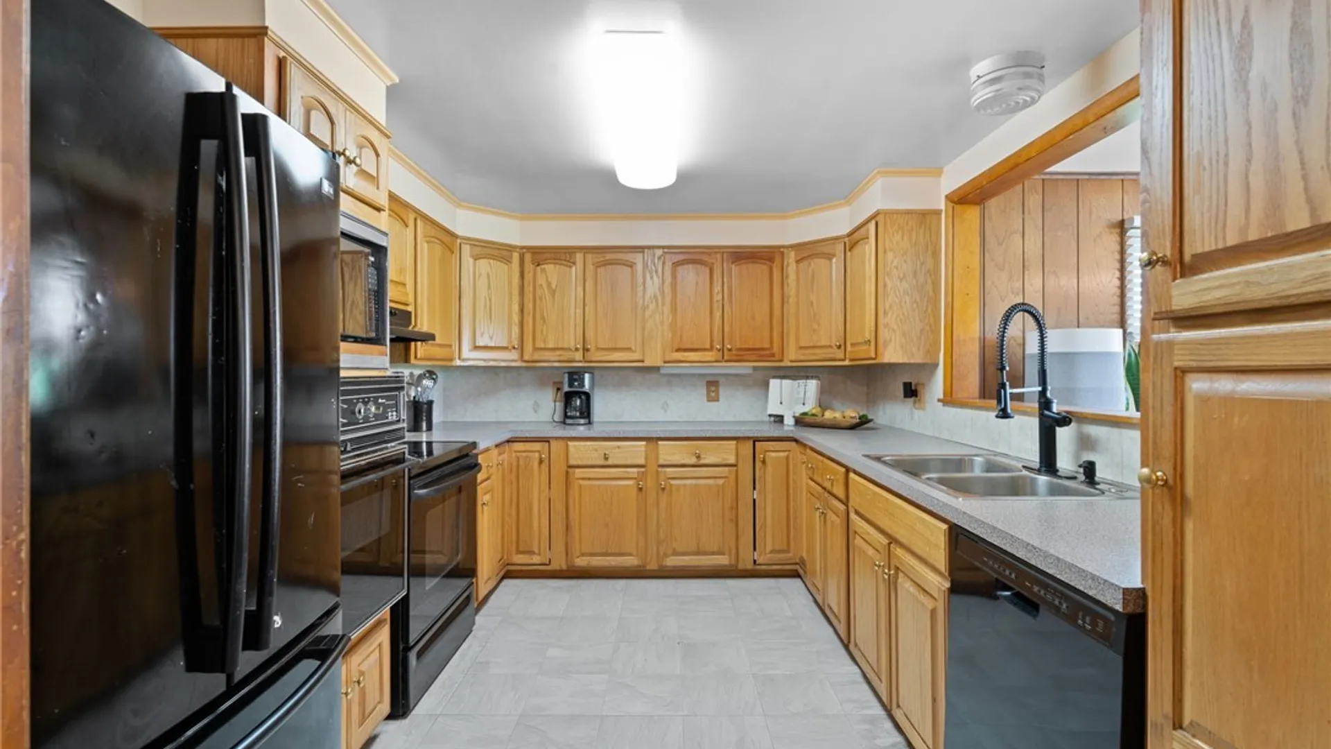 Property at 5437 Elm Drive, Lewiston, NY 14092 10