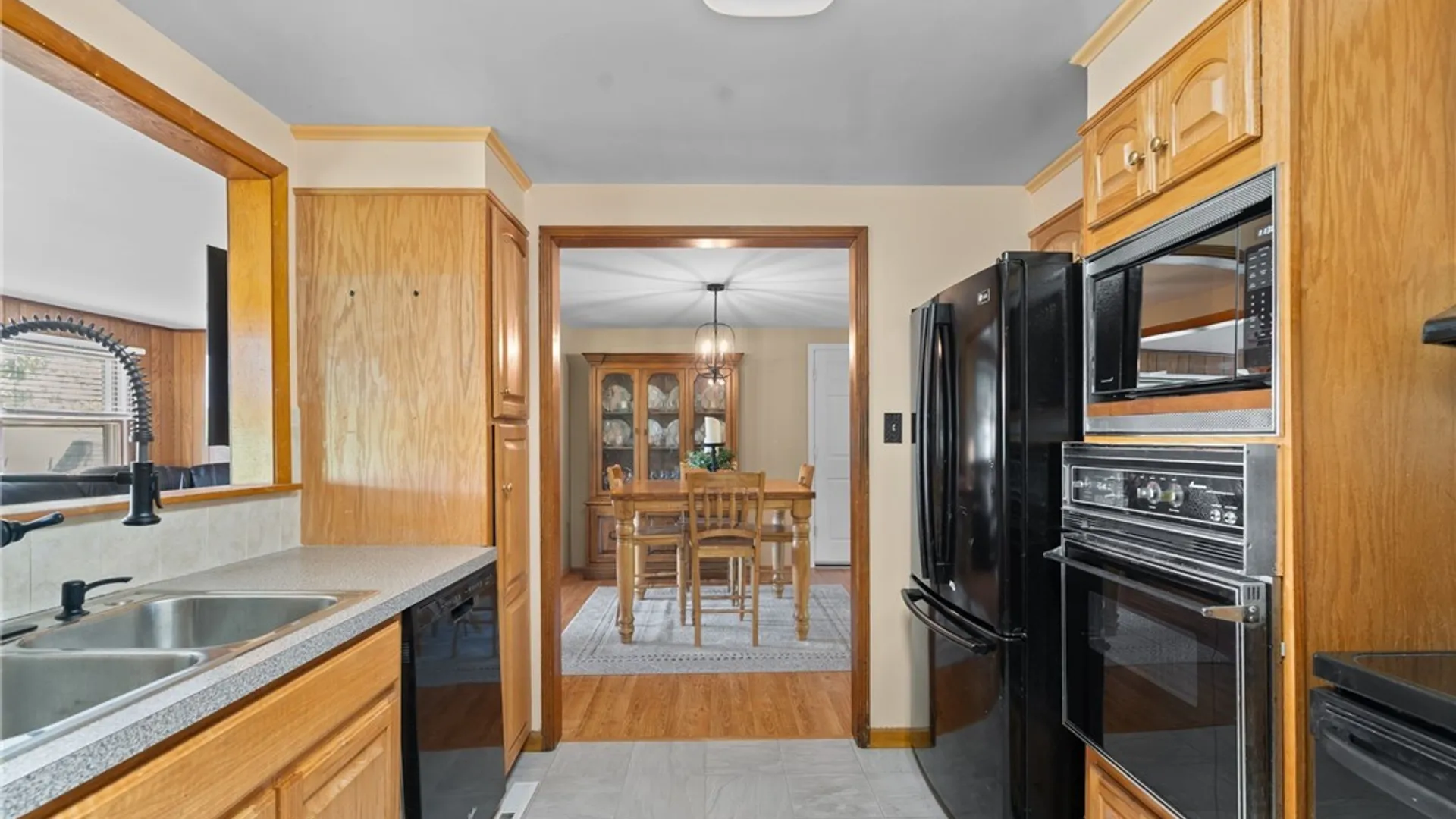 Property at 5437 Elm Drive, Lewiston, NY 14092 12