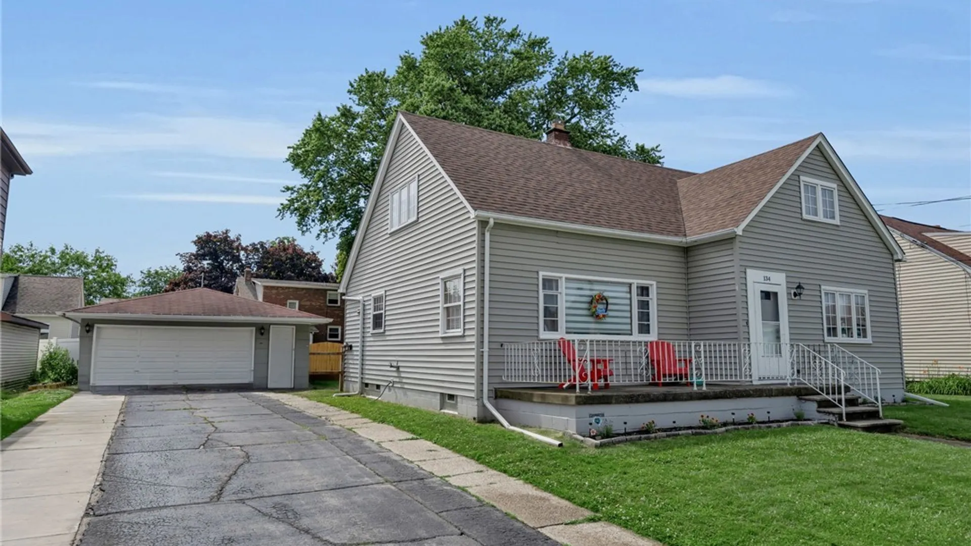 Property at 134 Woodlawn Avenue, Lancaster, NY 14043 2