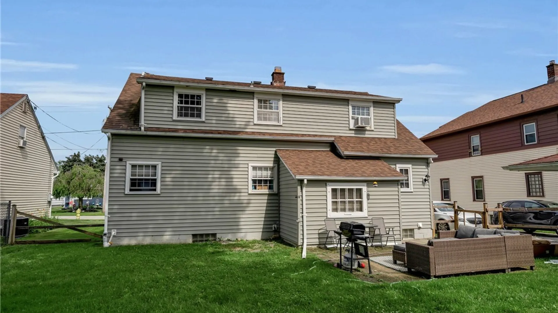 Property at 134 Woodlawn Avenue, Lancaster, NY 14043 3