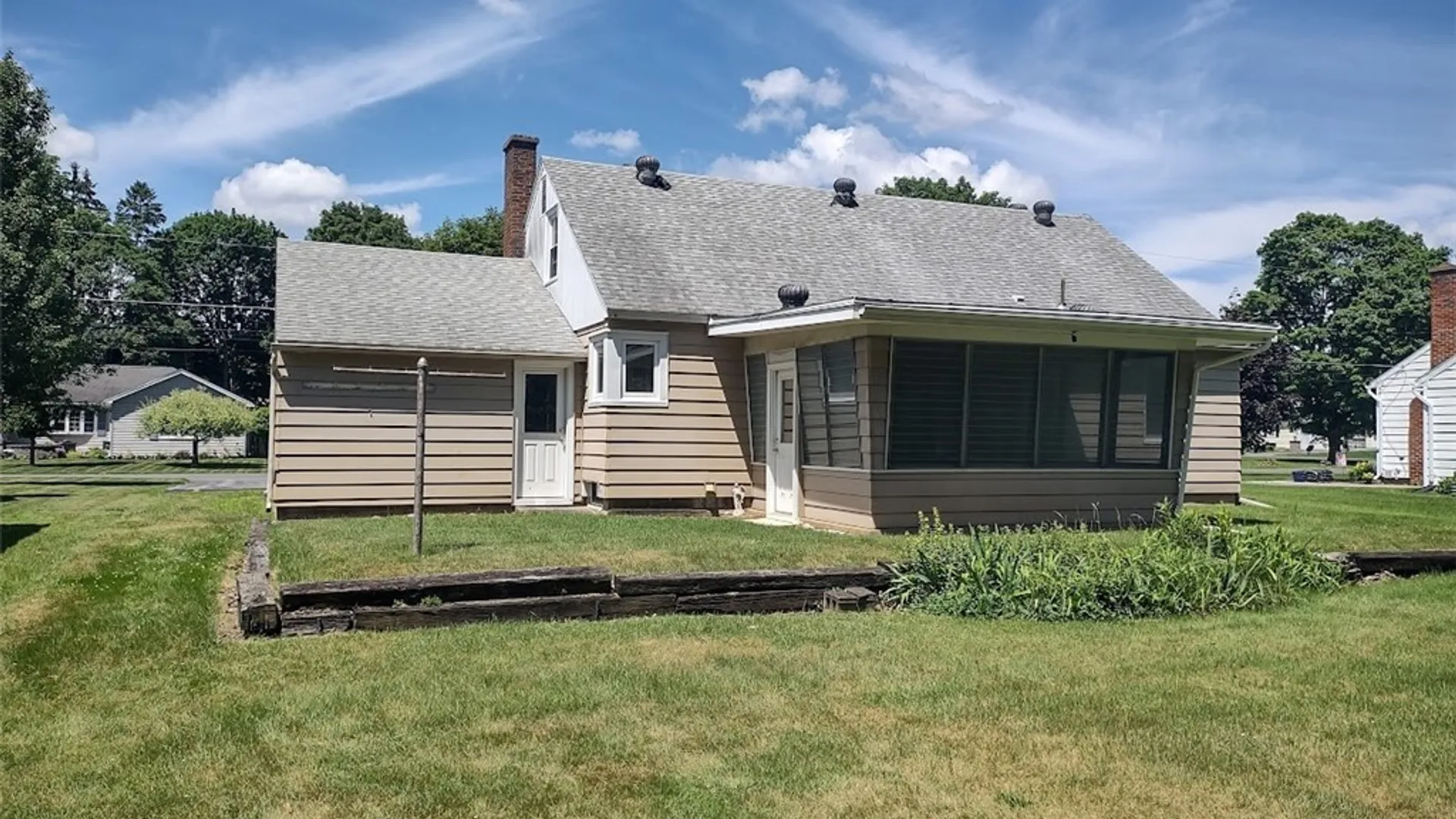 Property at 227 Fay Park Drive, Clay, NY 13212 34