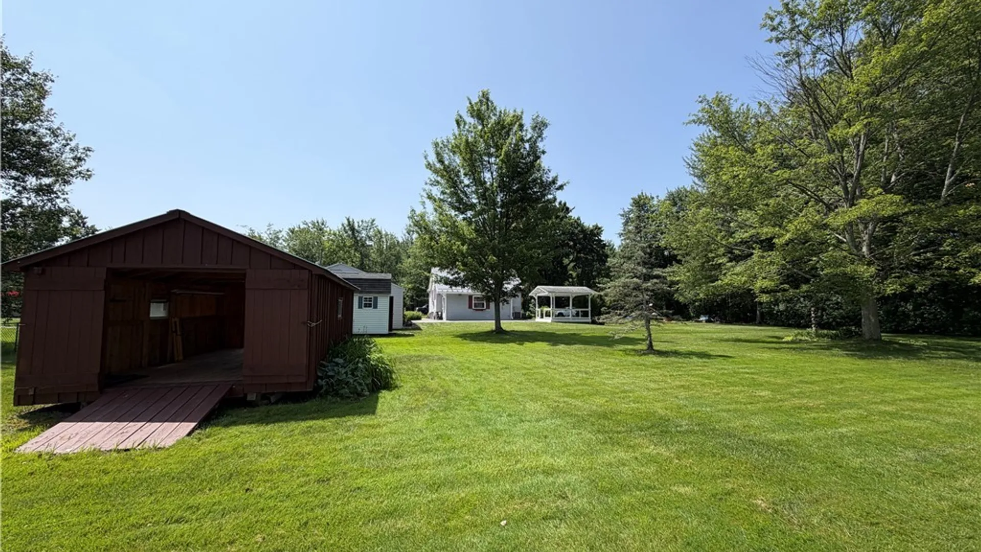 Property at 4238 Loran Avenue, Hamburg, NY 14075 36