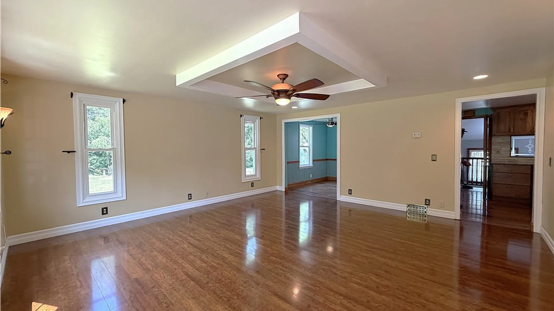 Property at 4238 Loran Avenue, Hamburg, NY 14075 4